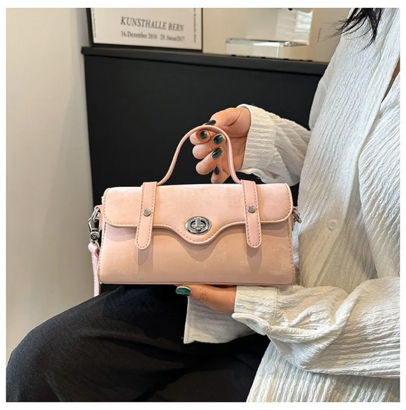 

Classic Designer Diaper Bag Women Elegant Leather Shoulder Bag Crossbody Tote Purse High End Minimalist Solid Color Casual