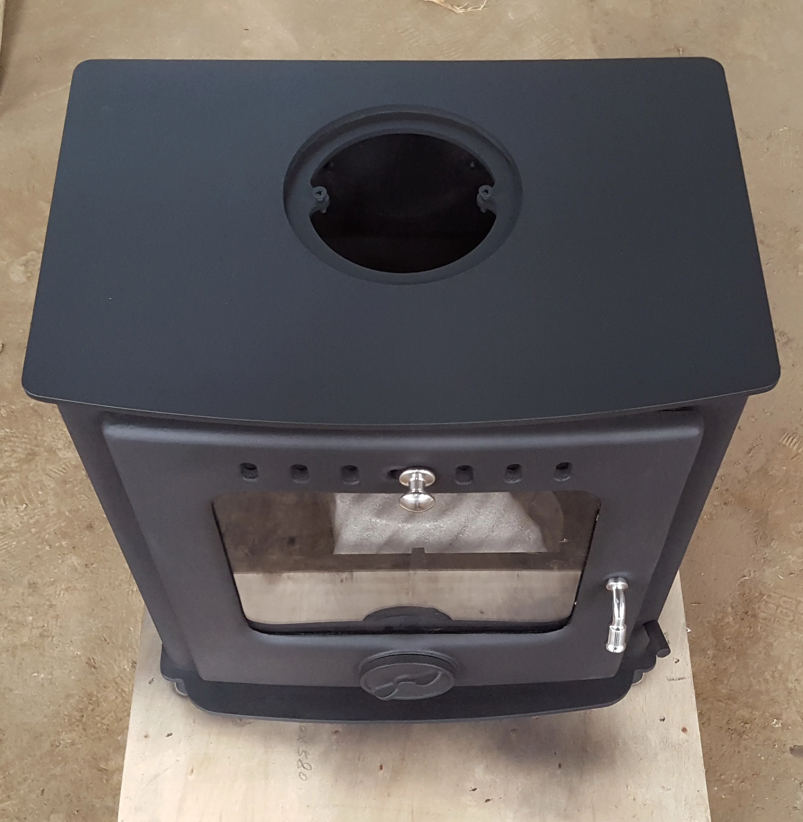 Рисунок 6 - Чугунная печь Дровяная печь Бездымная