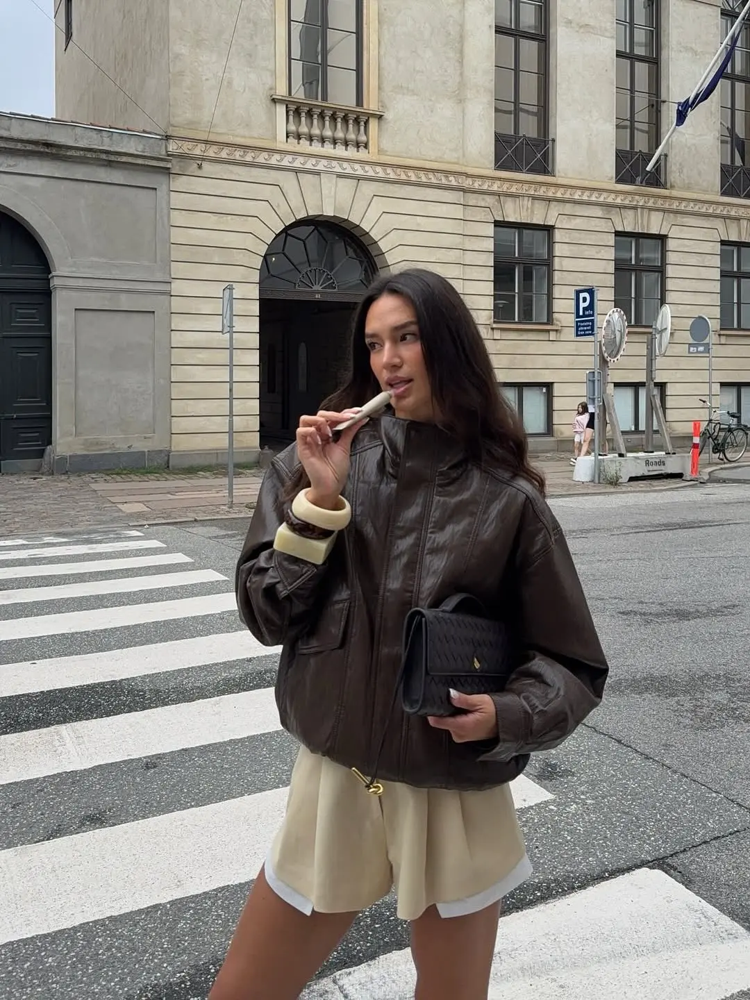 Women Chic Stand Collar Leather Jacket Fashion Lapel V-neck Full Sleeve Button Loose Coat Casual 2026 Lady Daily Commute Outwear