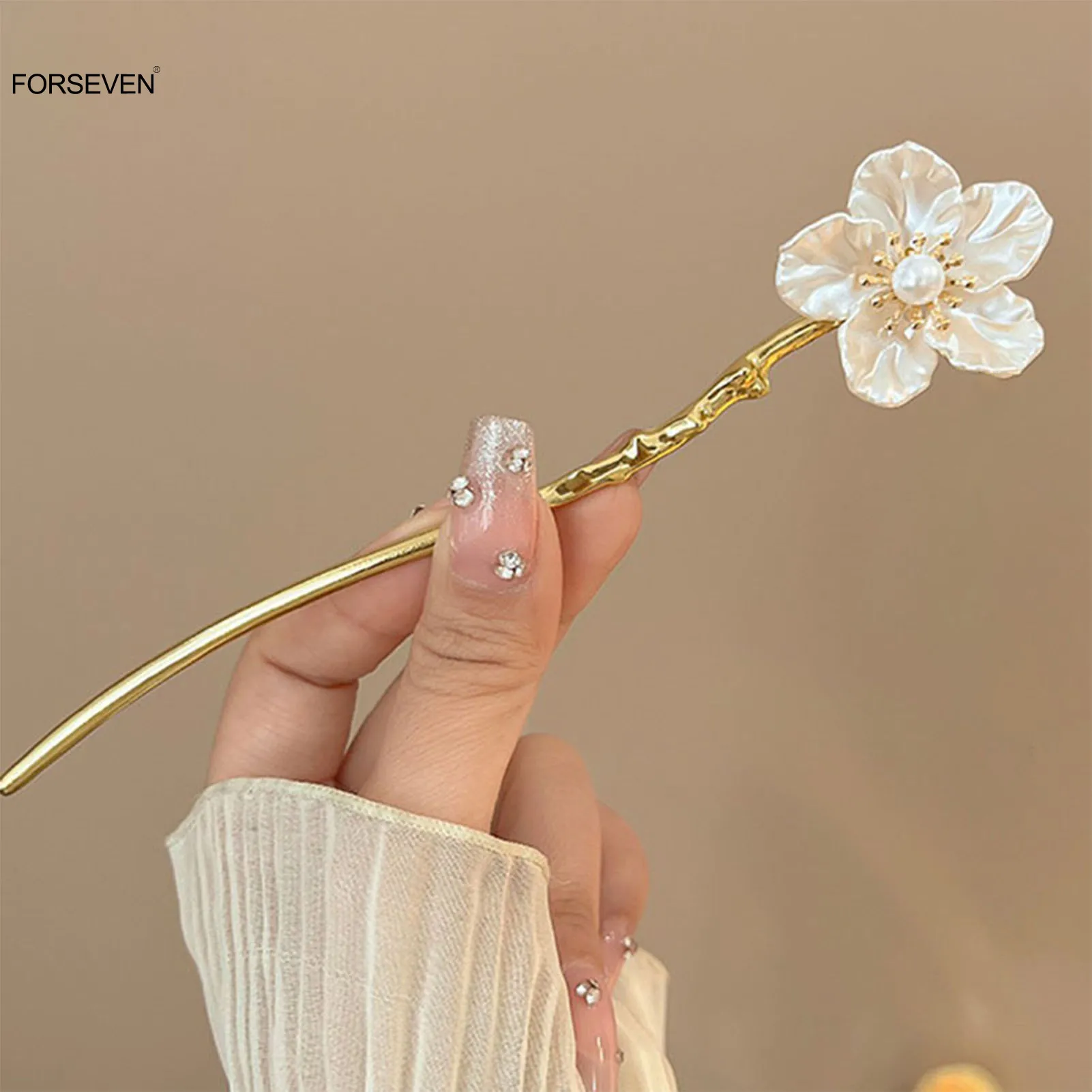 Golden Hair Sticks Forks Elegant White Flower Hairpins Side Clips Pearl Headpieces Fashion Hair Bun Maker Jewelry for Women Girl