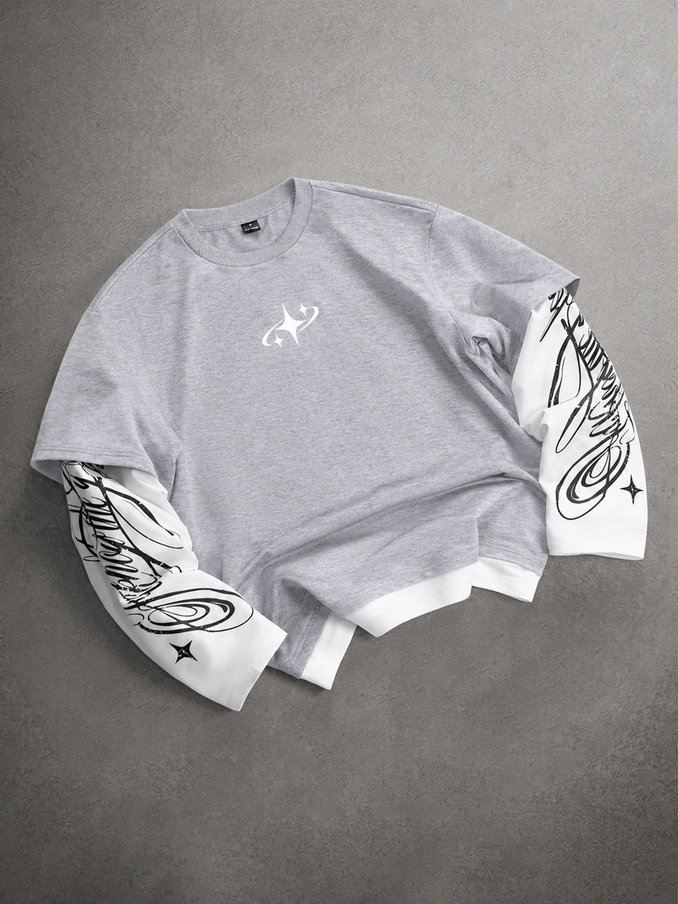 Herren- und Damen-T-Shirt mit Langen Ärmeln, Zweiteiliger Optik, Stern-Logo, Kursivdruck, Mehrlagiger Rundhalsausschnitt, Y2K Hip-Hop Streetwear, Oversized-Top – Detail 8