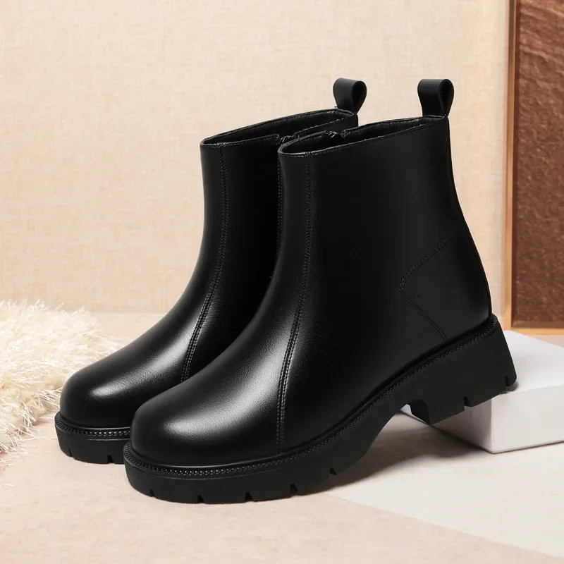 

4cm Comfortable Fashion Soft Leather Ankle Boots Fall Winter 2024 Women's Med Square Heels Short Plush Boots for Office Mom