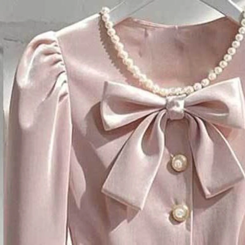 2025 Camicetta con papillon in velluto da donna nuova manica lunga autunno inverno camicia slim fit con perline top eleganti camicie da ufficio di lusso da donna