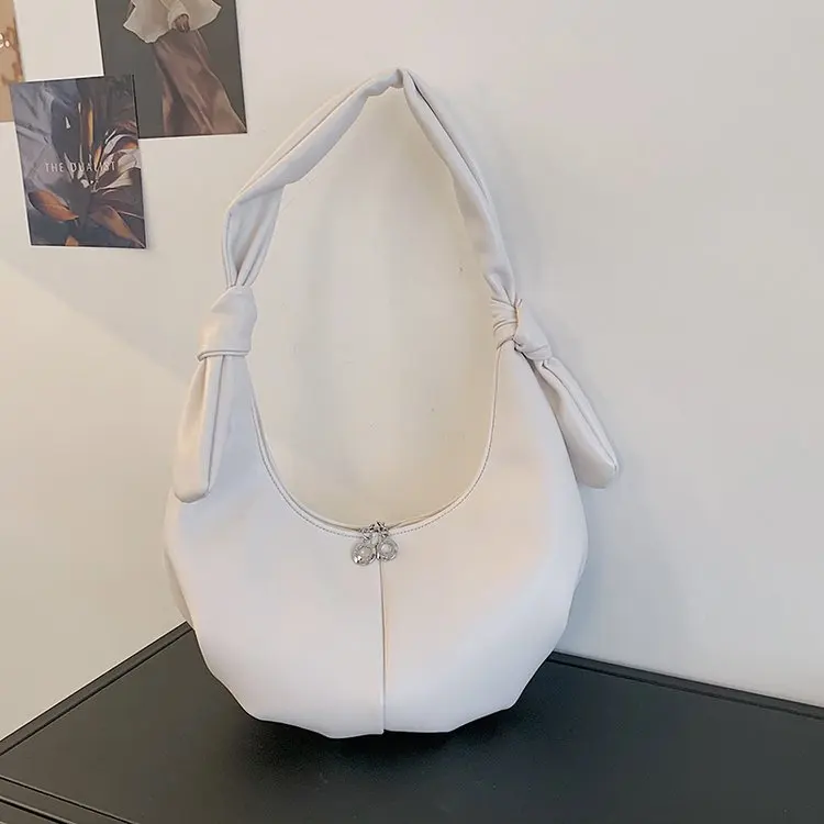 حقيبة منتفخة كلاسيكية كورية فرنسية، حقيبة كتف سحابة من الجلد الناعم للنساء، محفظة كروس أنيقة للخريف والشتاء