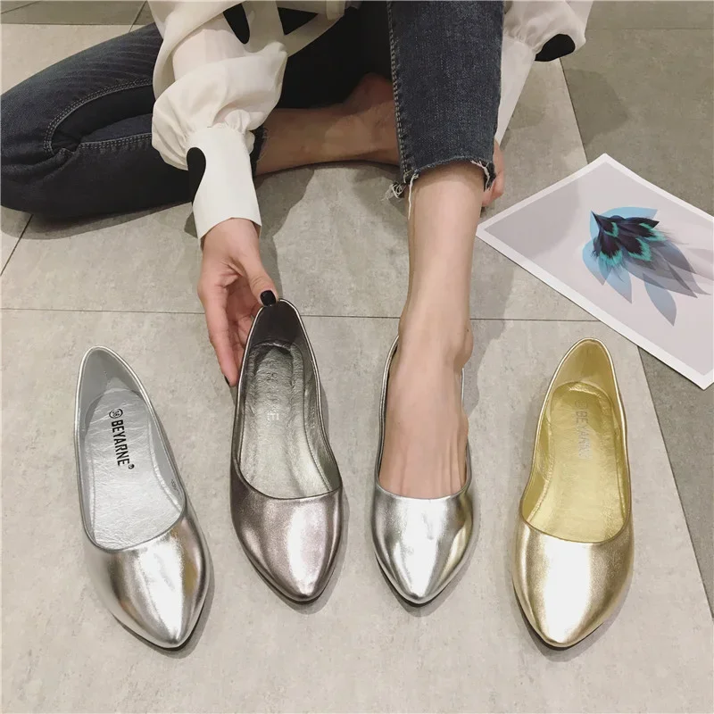 2023Women\'s Shoes Bright Surface Soft Leather Comfortable Flat Shoes Pointed Solid Color Shallow Mouth Single Shoe Zapatos Mujer