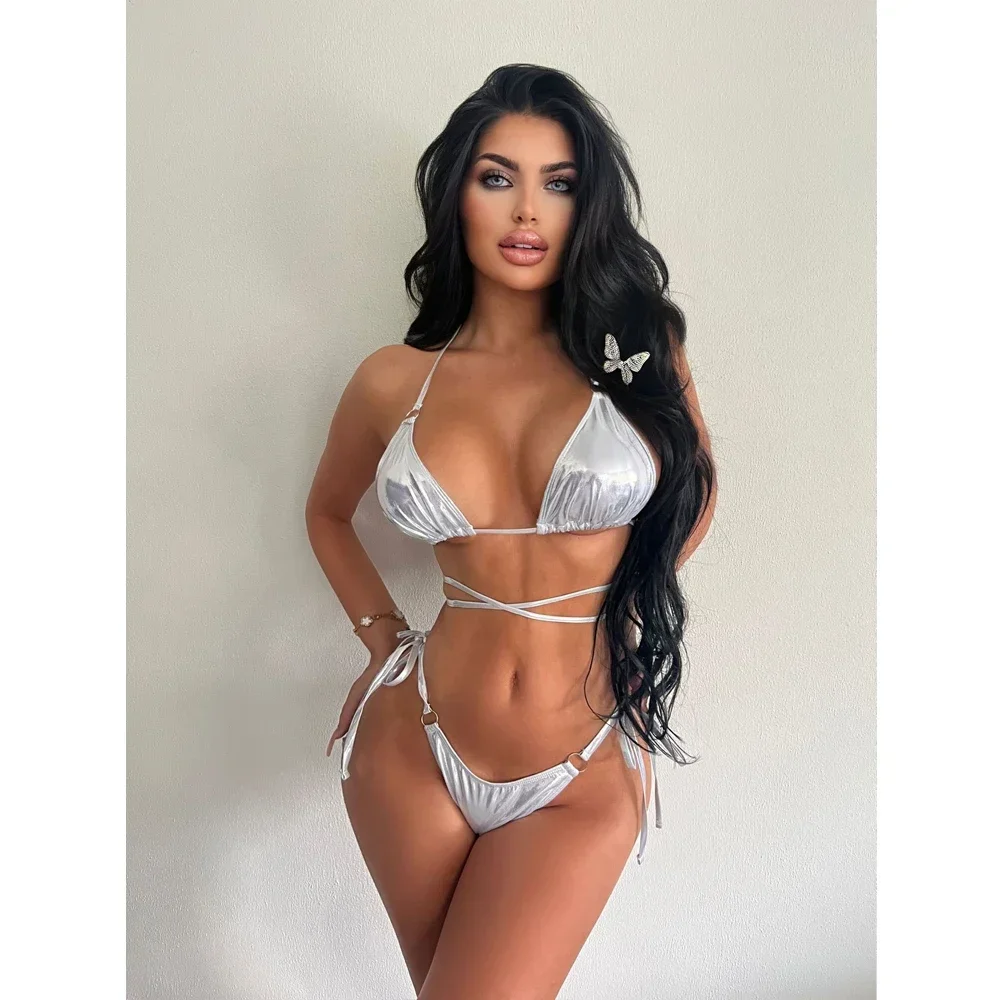 Costume da bagno a pieghe tinta unita 2024 Donna Bikini perizoma in due pezzi Costume da bagno sexy con coppa a triangolo Halter Lace-up Costume da bagno aperto sul retro