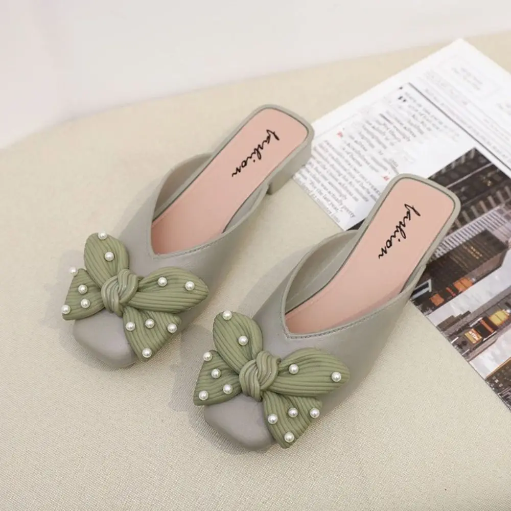 Korean Style Anti Slip Leather Slippers Women Pearl Beads Shoes Slides Sandals Soft Soled Sweet Bowknot Flat Slippers Ladies