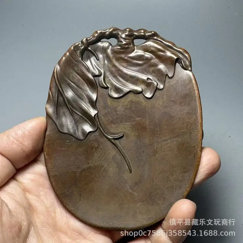 Miscellaneous items: leaf-shaped inkstone, brush washer, ashtray, ink dish, small plate, home crafts, office decorations