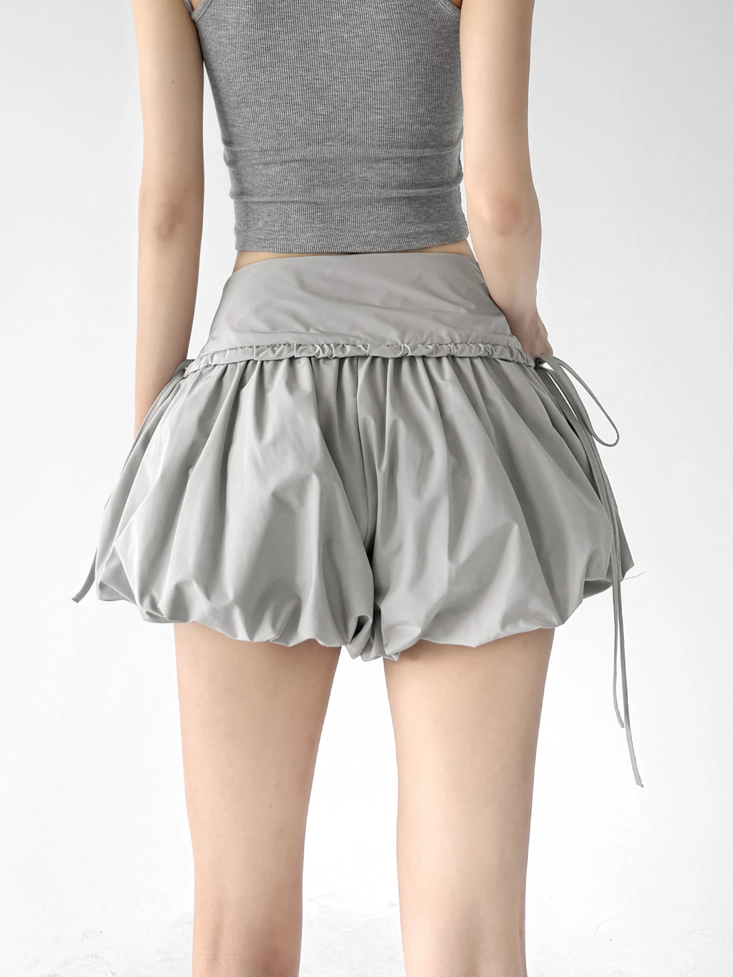 Gray Flower Bud Women's Shorts Summer 2026 Drawstring Slimming High-End Sensation Ladies Anti-Light Sports Casual Pants