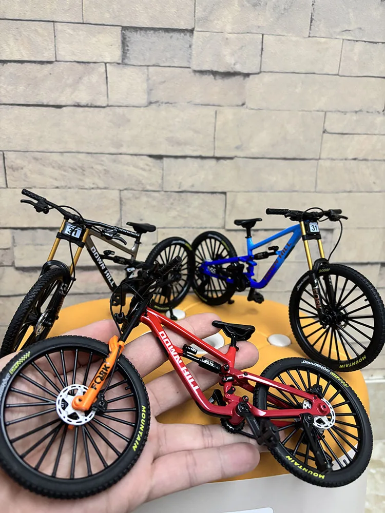 AliExpress TANGUAYA 1:8 Model Alloy Bicycle Diecast Mini Finger Bikes Simulation Collection Gifts Toys for Boys 31A