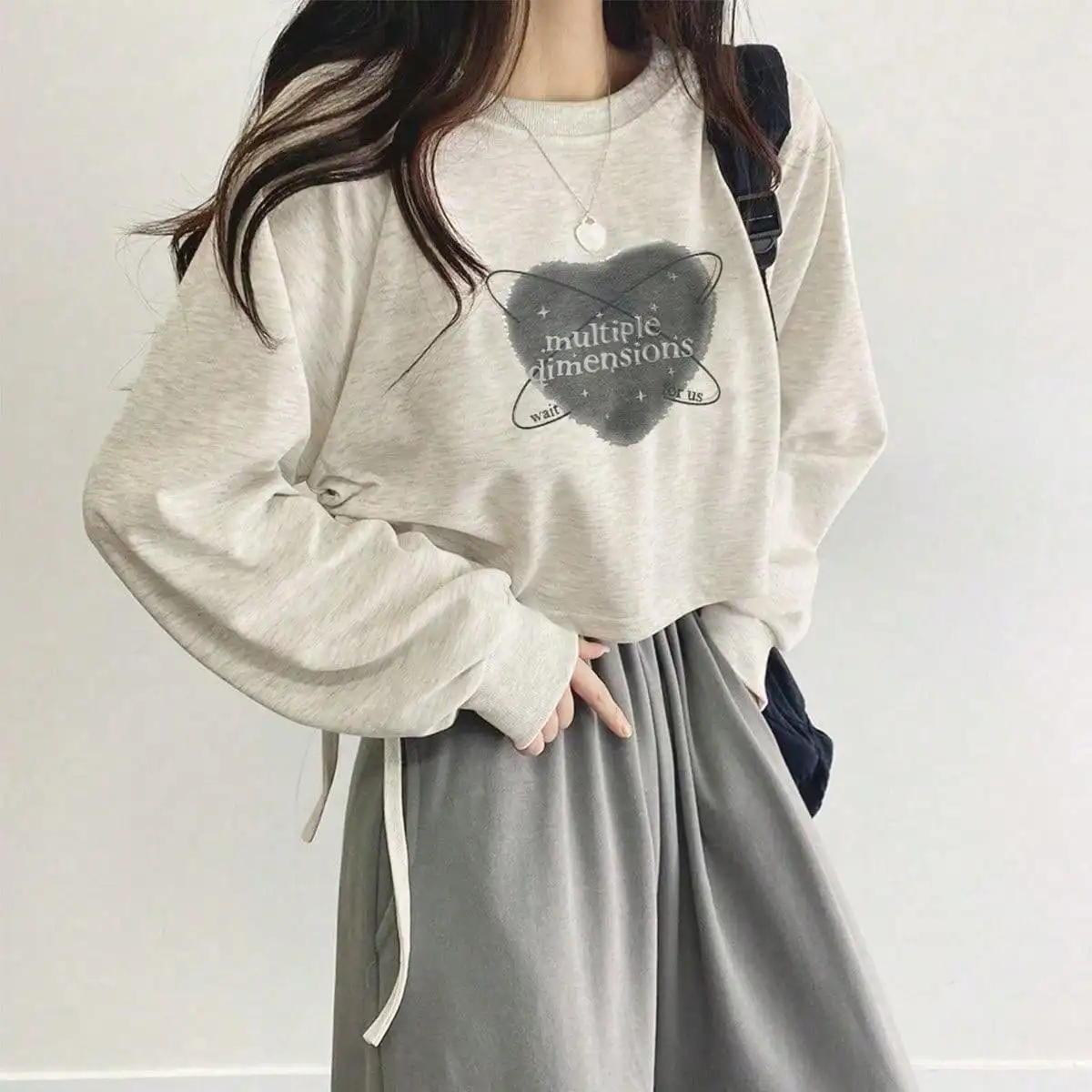 Korean Chic Autum Retro Gray Printed Loose Top 2024 New Style Lazy Style Short Pullover Sweatshirt for Women