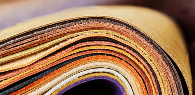 آلة قطع الجلود باستخدام الحاسب الآلي آلة قطع الملابس المسطحة آلة قطع الكراسي الجلدية