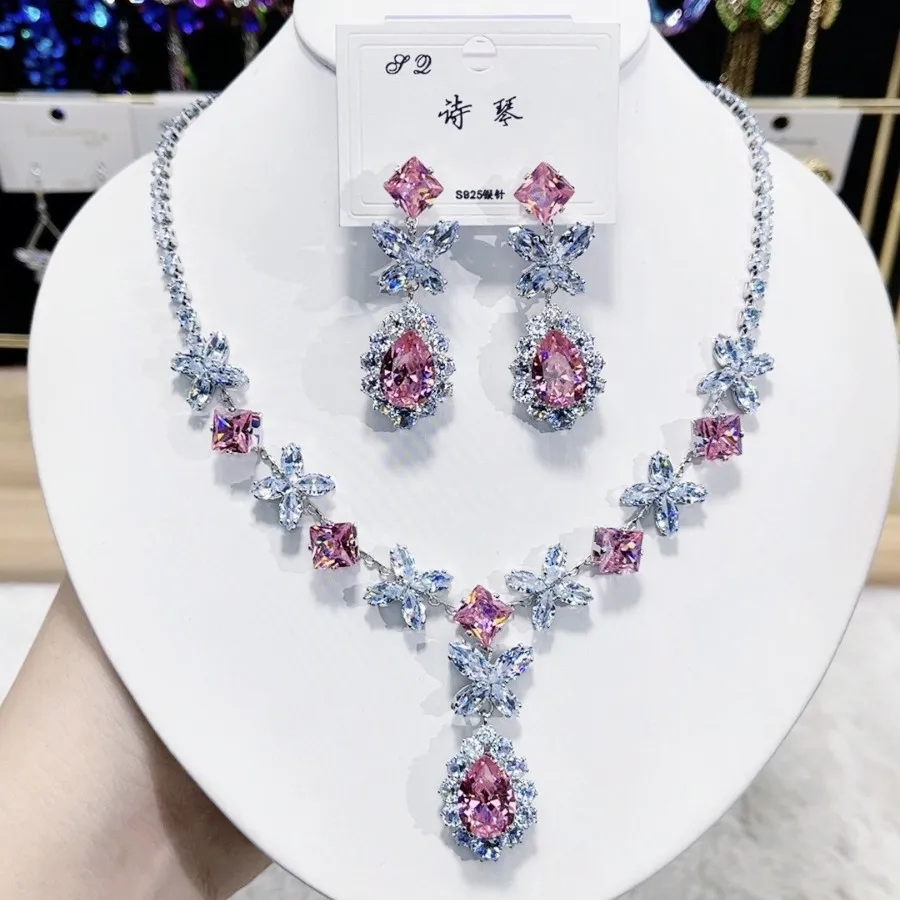 1-セットのファッショナブルなピンクの水滴ジルコニアペンダントネックレス、イヤリング、ジュエリーセット、女性のブライダルウェディング宴会パーティー毎日
