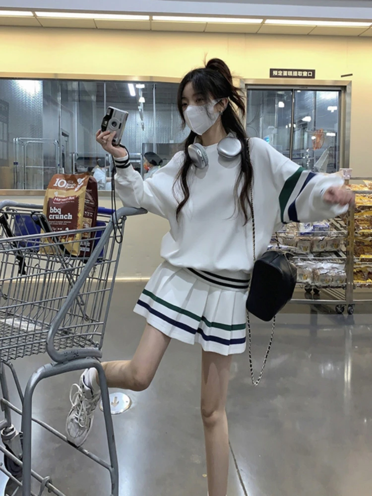 

College style street sports suit women spring autumn casual fashion long sleeve top pleated skirt sweet two-piece set
