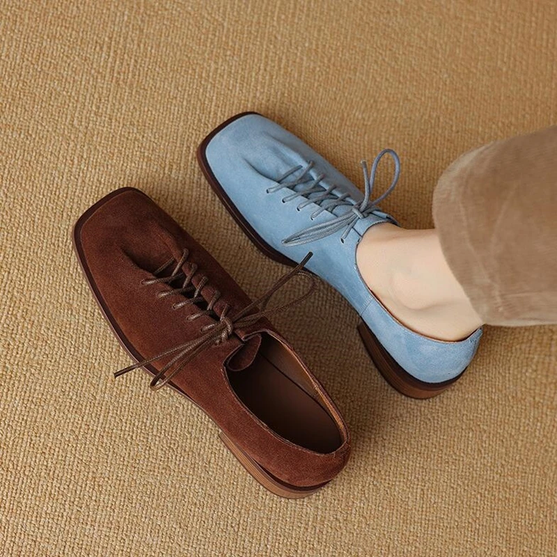 2024 nuevo estilo de cuero genuino mocasines de tacón bajo de moda con cordones zapatos Oxford primavera y otoño Brogues Mule