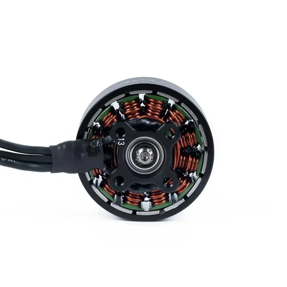 Silnik bezszczotkowy Axisflying AZ3215 730KV/900KV – do dronów FPV Freestyle/Long Range/Cinelifter o rozmiarze 9'/10' |   Rozmiar 3215