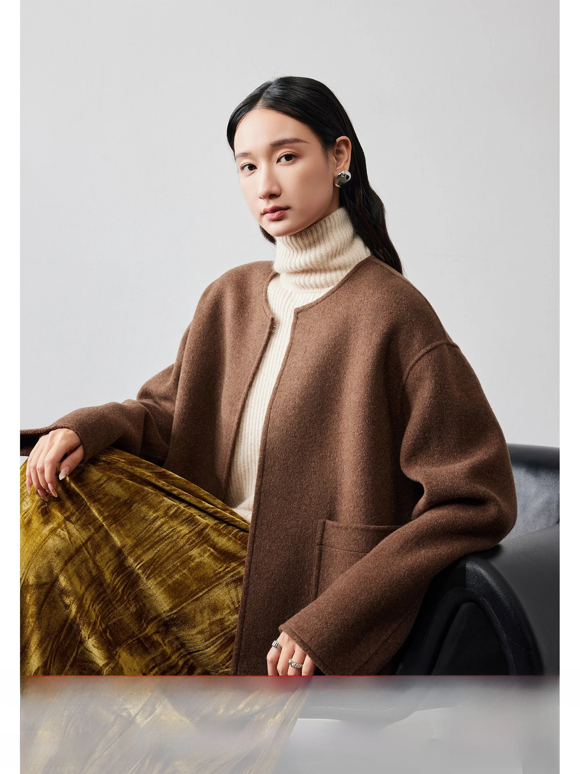 

Шерстяное пальто XUS для женщин, средней длины, с круглым вырезом, роскошная верхняя одежда, нежное, простое, модное, из смесовой шерсти, длинное