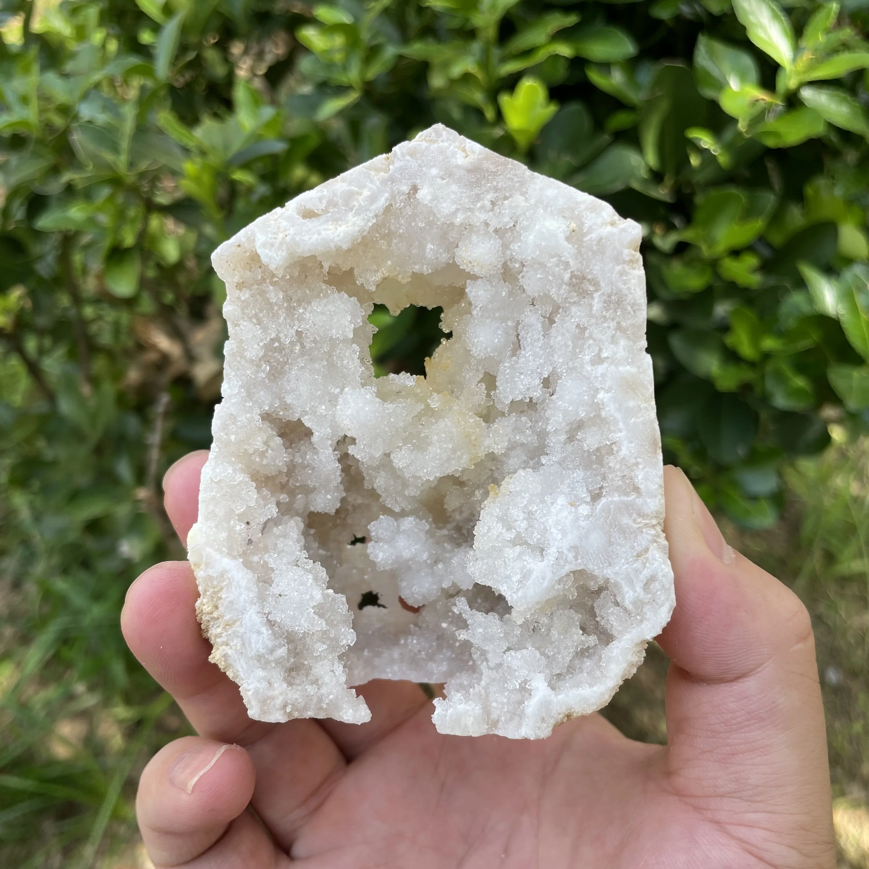 Natural Geode Crystal Tower Healing Stone Unpolished Clear Quartz Cluster Druzy For Home Decoration Chakra Energy Wand