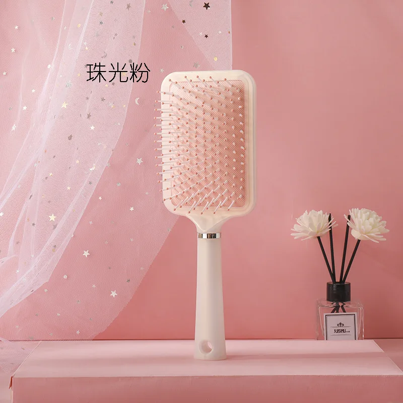 Рисунок 6 - Пушистая расческа для завивки на воздушной подушке