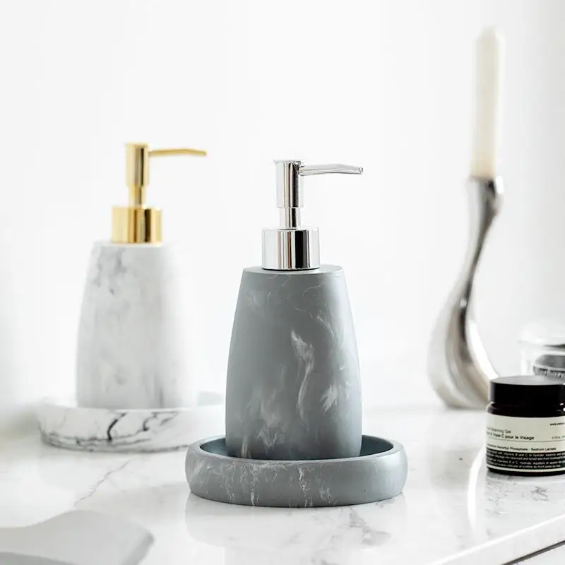 set-da-bagno-in-resina-con-motivo-marmorizzato-accessori-per-bagno-di-casa-e-hotel-set-dispenser-sapone-liquido-e-portascopino-wc