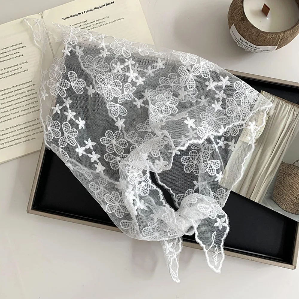 White Woven Floral Lace Hair Scarf Wraps Breathable Sweet Retro Lace Hair Accessories Women Retro Print Hair Bandana