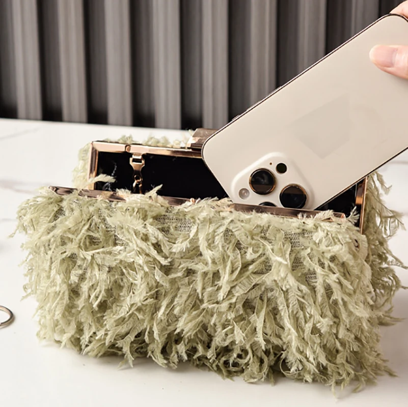 

Green Tassel Bag Vintage Luxury Shoulder Crossbody Handbag Elegantly Designed Fashion Wedding Party Purse Tote Bag for Women