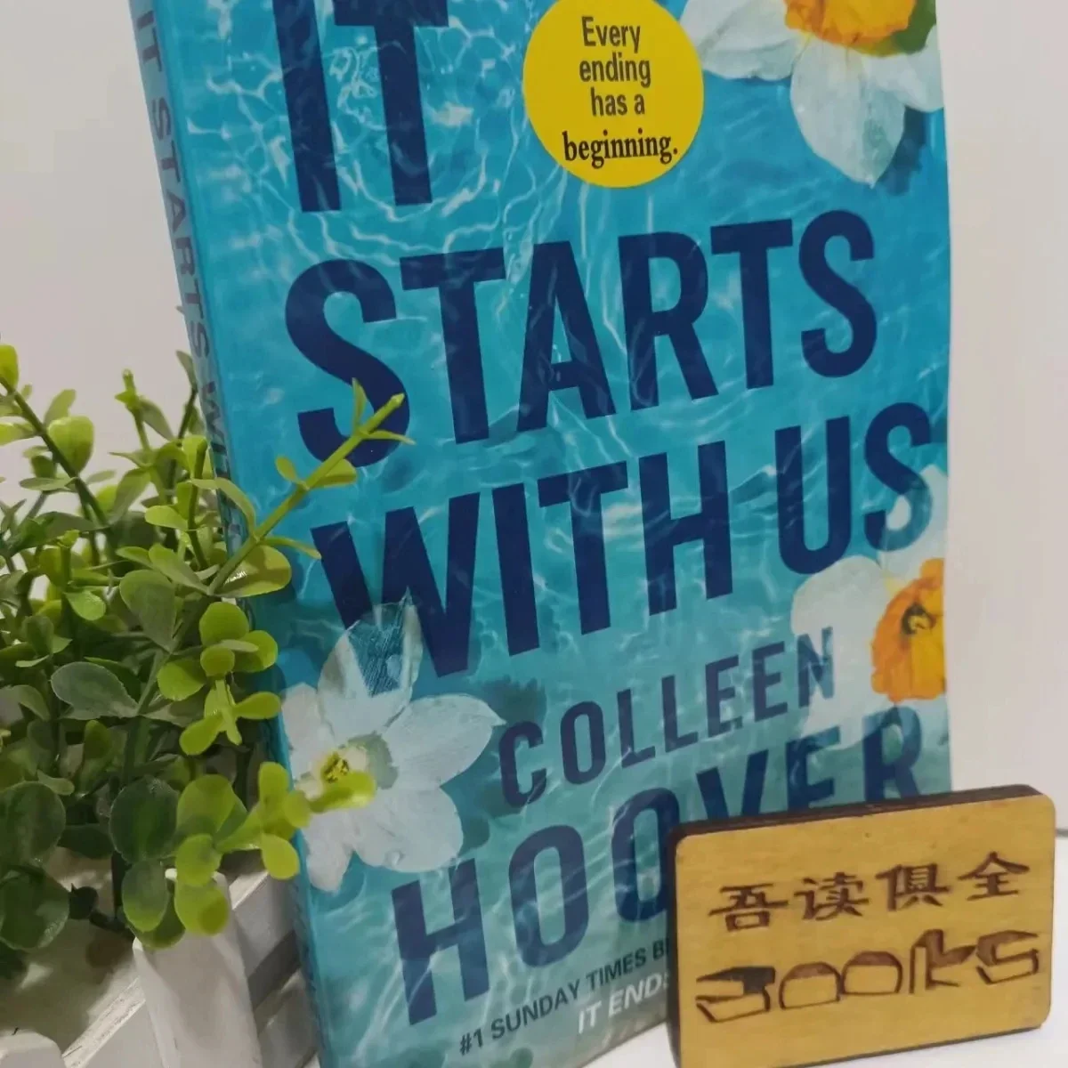 It Starts with Us By Colleen Hoover/It Ends with Us Novels Book In English #1 Sunday Times Bestselling Paperback Books Libros