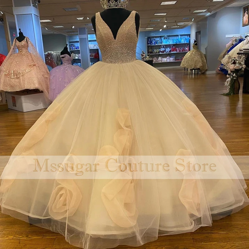 

2022 Princess Quinceanera Dresses Ball Gown V-neck Flowers Beadings Evening Party Dress Vestidos 15 Anos