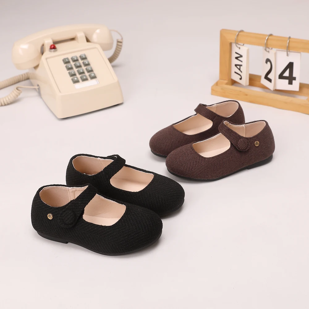 Thumbnail 3 - #24 Best Baby Shoes to Buy In 2026