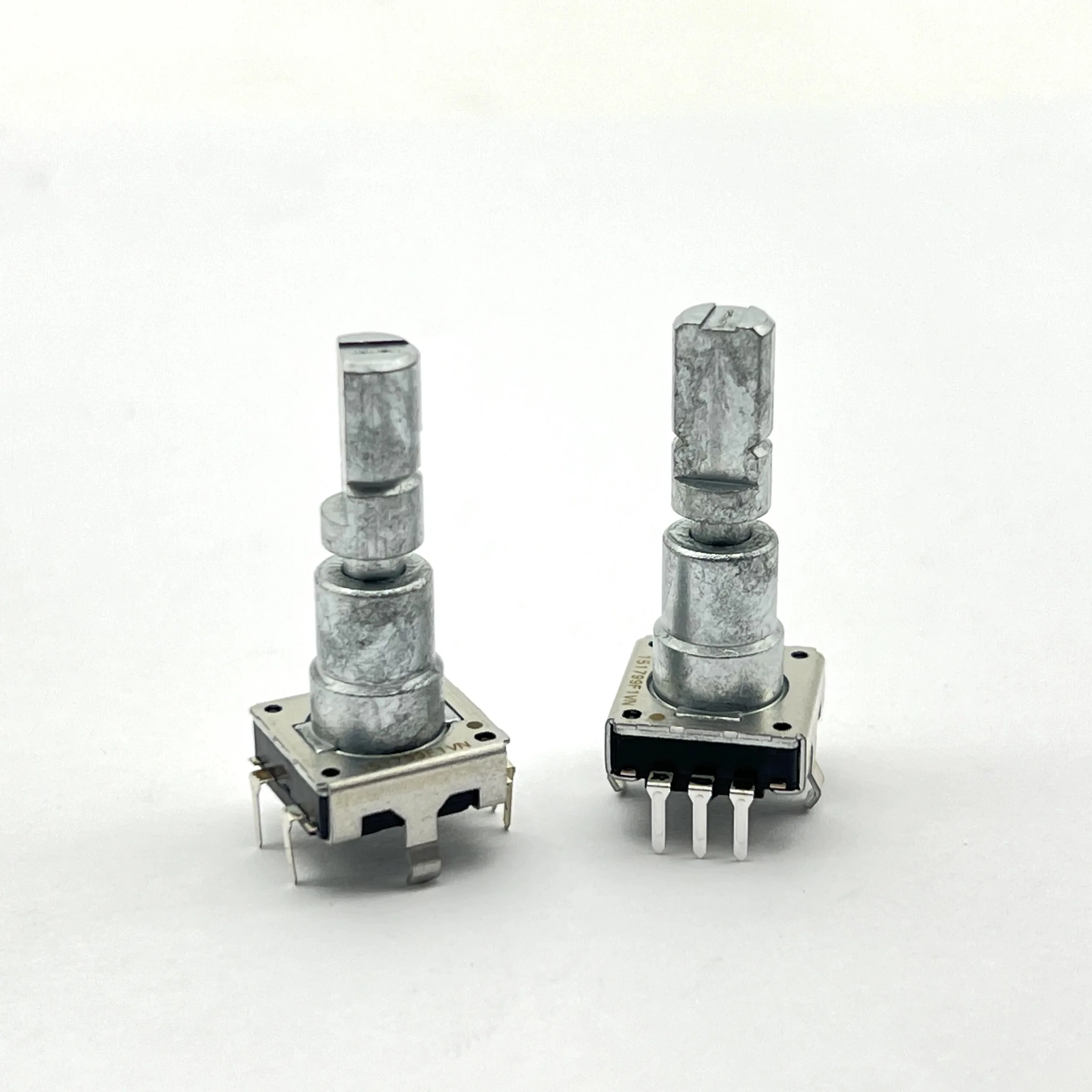 1pcs/lots 100% alps Japanese EC11 encoder with press switch car mounted 30/16 positioning handle length 24mm