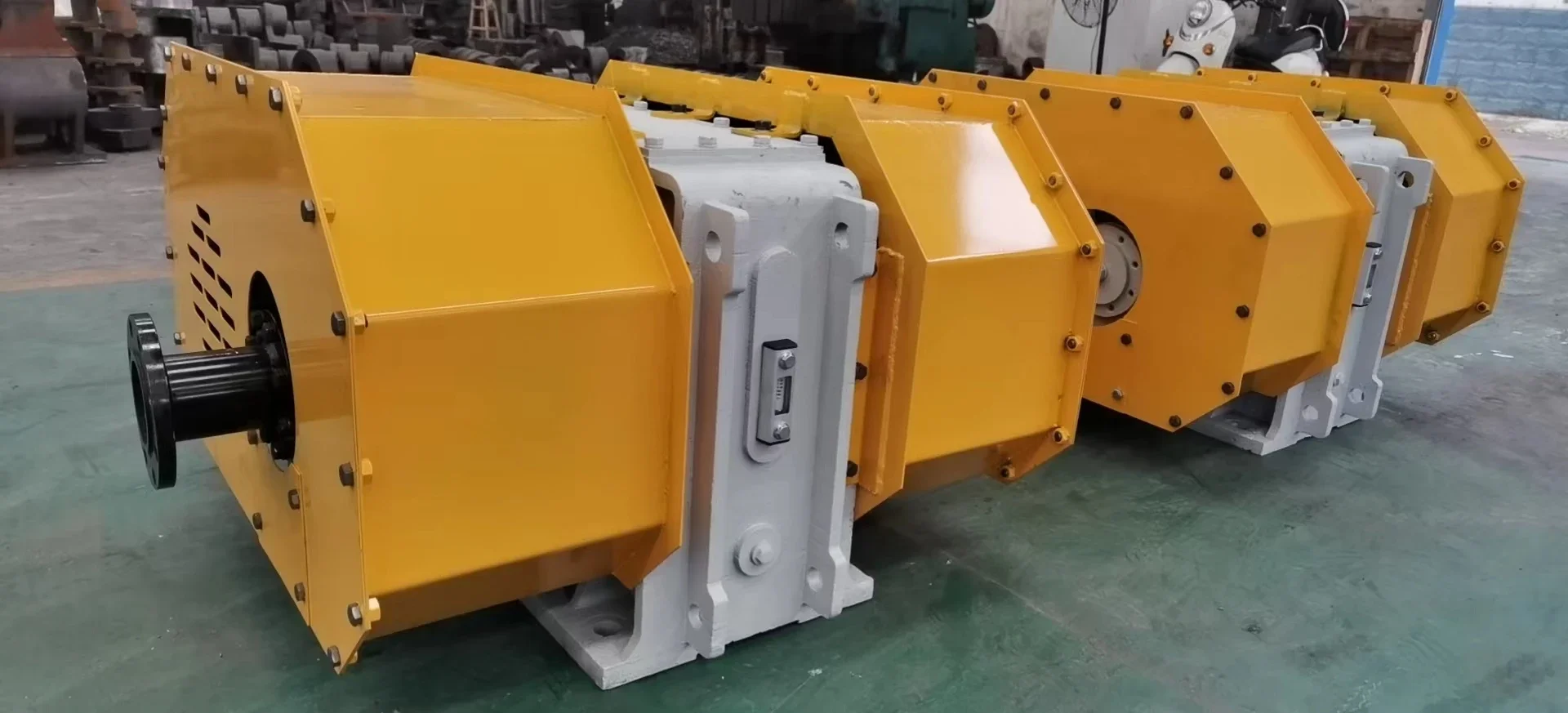 Pantalla vibratoria de aceite fino síncrona completamente sellada para minería como fuente de vibración de caja excitiva de reemplazo de importación