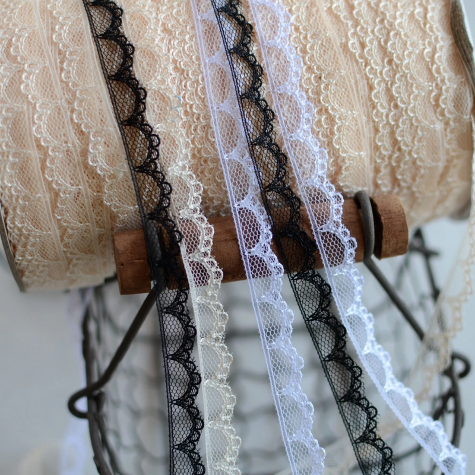 4 Yards wedding lace trim,flowers embroidered lace,Cotton floral lace trim,lace for DIY dress