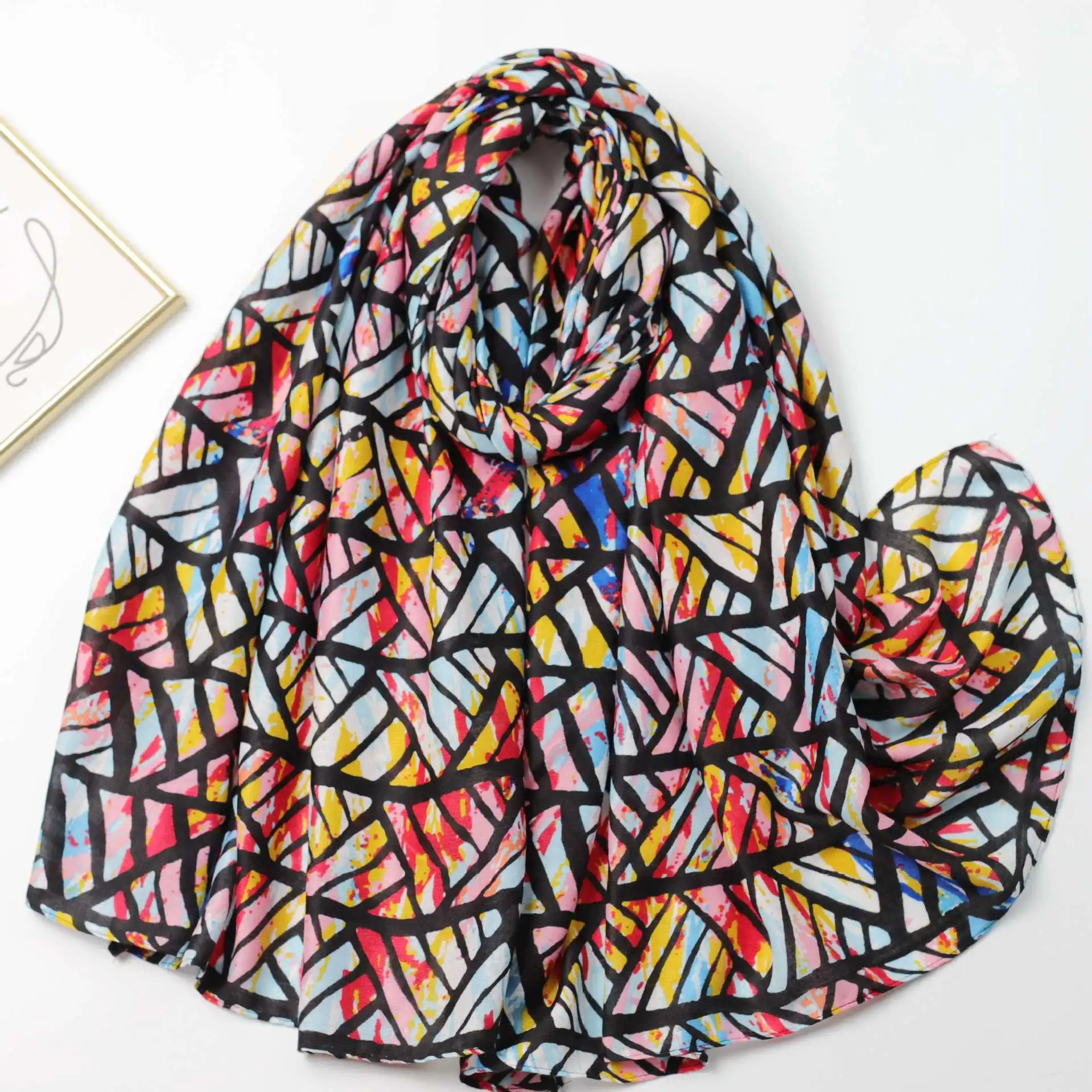 2024 Newest Women Geometry Pattern Printed Pattern Scarf Cotton Voile Scarf Shawls