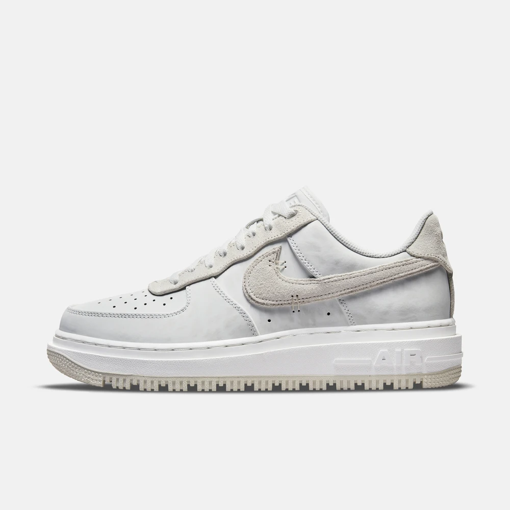 

Мужская обувь NIKE AIR FORCE 1 LUXE для спорта и отдыха DD9605-100
