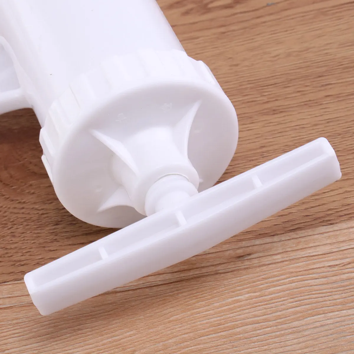 2Pcs Household Noodle Maker Manual Pasta Press Machine Space Saving Dough Press Sausage Filling Machine Mini Noodle Maker