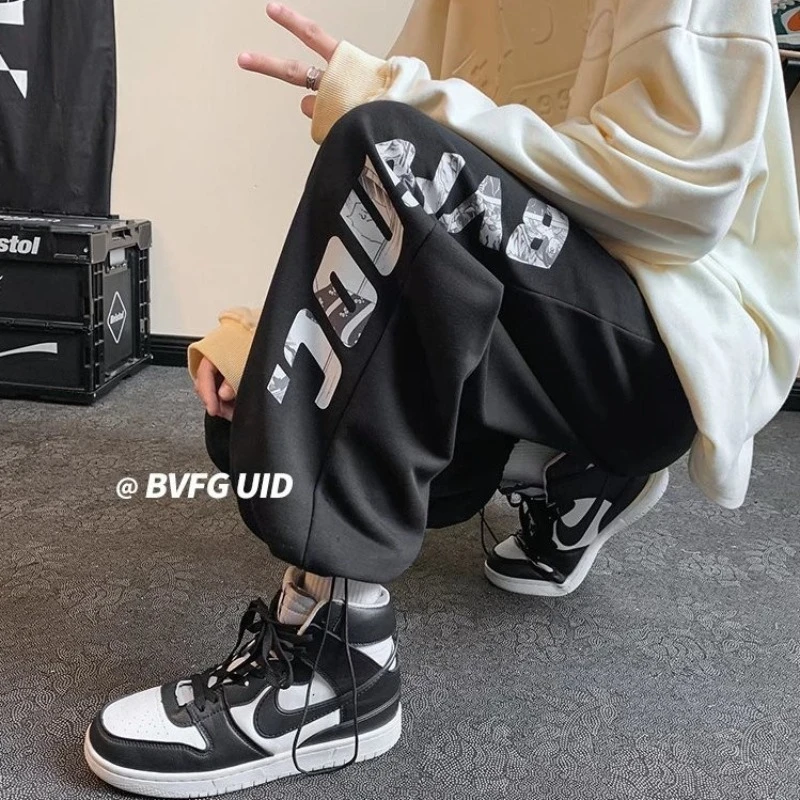 Plus Size M-8XL Men Pants Oversized Sports Pant Fashion Trend Comic Letters Printed Long Pants Loose Casual Sweatpants