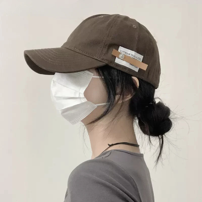 Original Retro All-Match English Small Leather Tag Peaked Cap Women's Casual Baseball Cap Men's Soft Top Simple Brown Hat