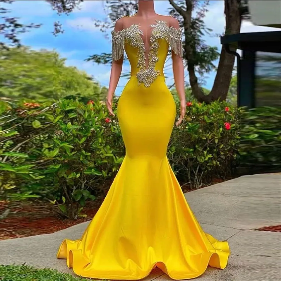 Off Shoulder Yellow Long Prom Dresses 2023 For Black Girls Mermaid Beads Crystal Formal Occasion Dresses Graduation Party Gown