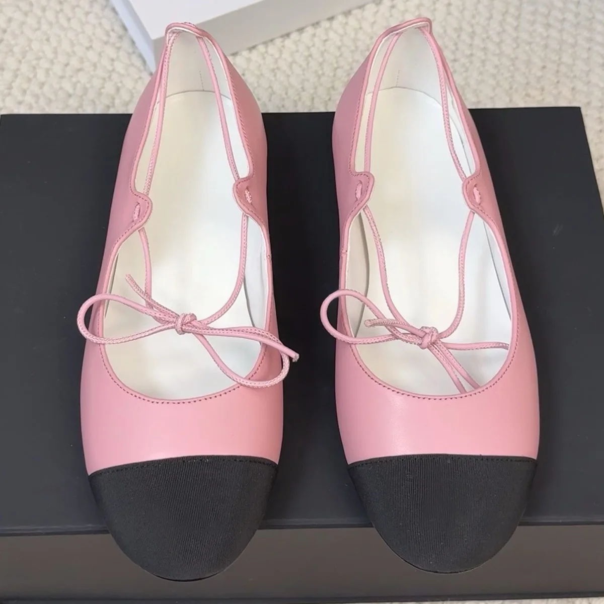 Zapatos Planos de Ballet de Cuero Bicolor para Mujer 2026, Zapatos de Bailarina con Punta Redonda y Lazo, Elegantes y Retro para Uso Casual YYT25031063