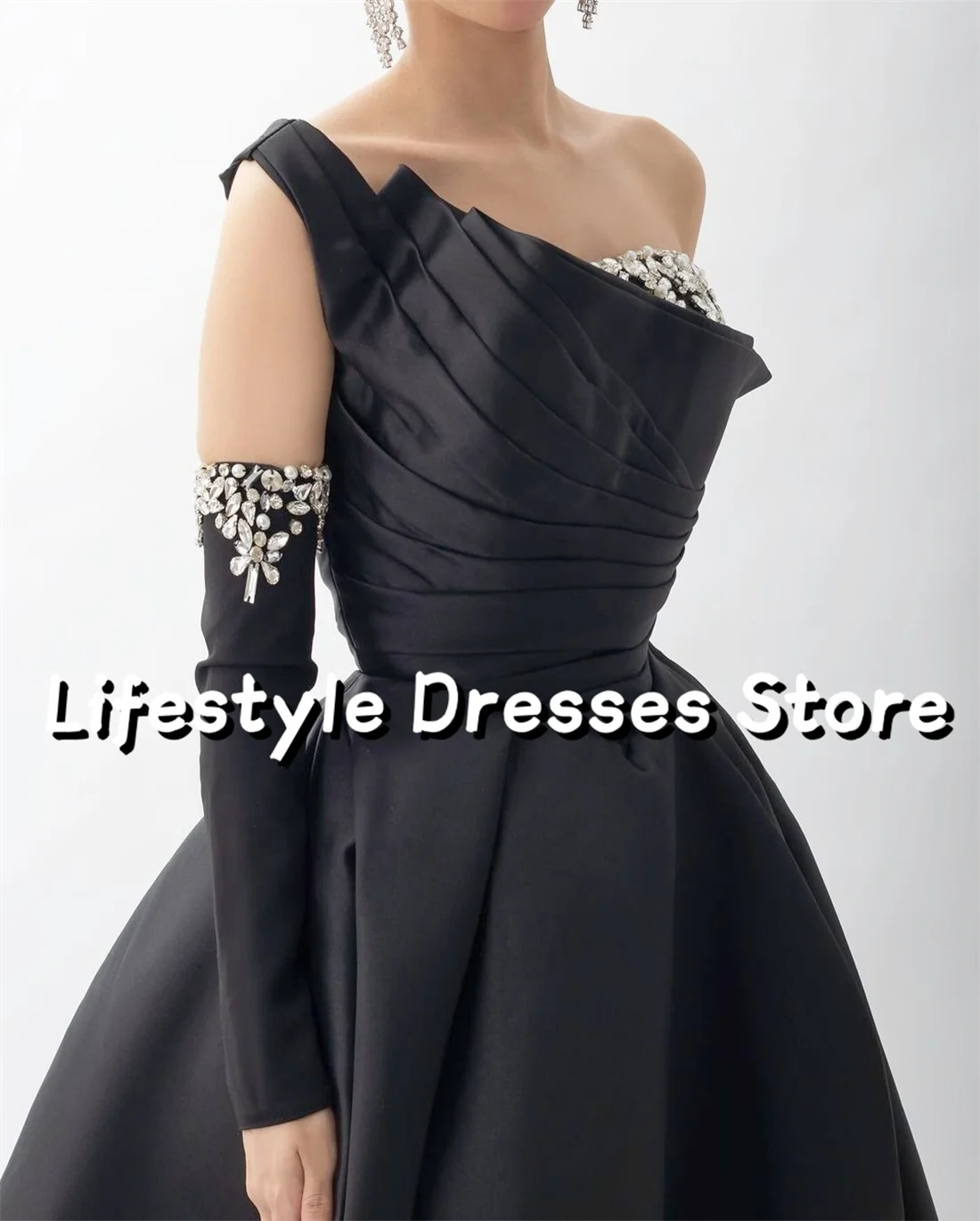 Customized Black Satin Ball Gown Evening Dresses 2024 Beads One-Shoulder Elegant Formal Party Gown Customize Prom Dress