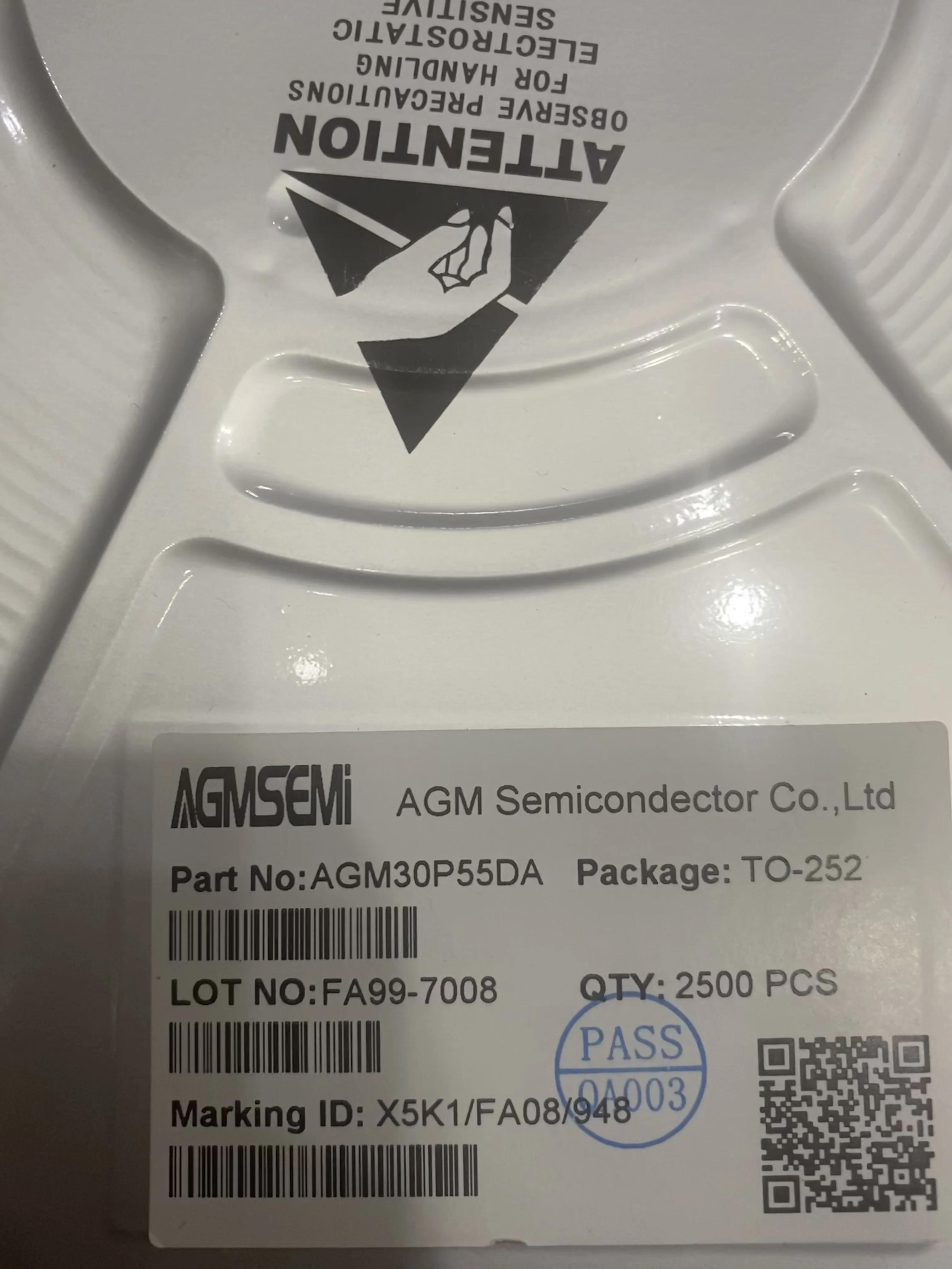 50 قطعة AGM30P55DA TO-252 العلامة التجارية الجديدة الأصلية