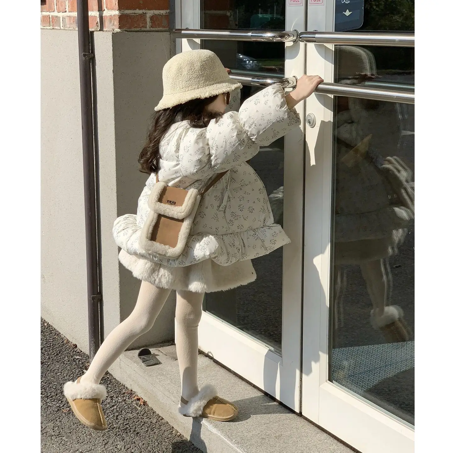 Winter Warm White Jackets Floral Cotton Coats Cute Girls Baby Thick Kids Standing collar Outerwear Countryside Children Coat