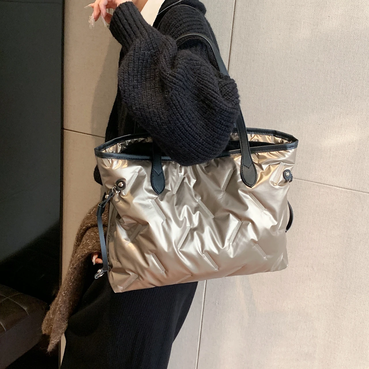 Luxury Silver Handbag Women Space Pad Cotton Shoulder Bag Large Capacity Travel Bag Female Winter Tote Big Nylon Shopping Bags