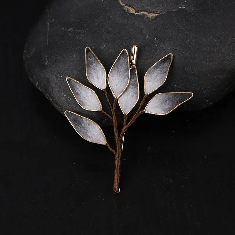 Chinese Style Hanfu Intangible Cultural Heritage Handmade Velvet Flower Grey Bamboo Leaf Brooch Vintage Hair Clip Horse Face Ski