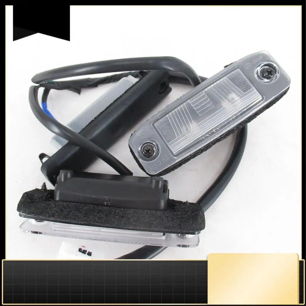 

Лампа освещения заднего номерного знака для Kia Sportage 2011-2016 92501-3W000