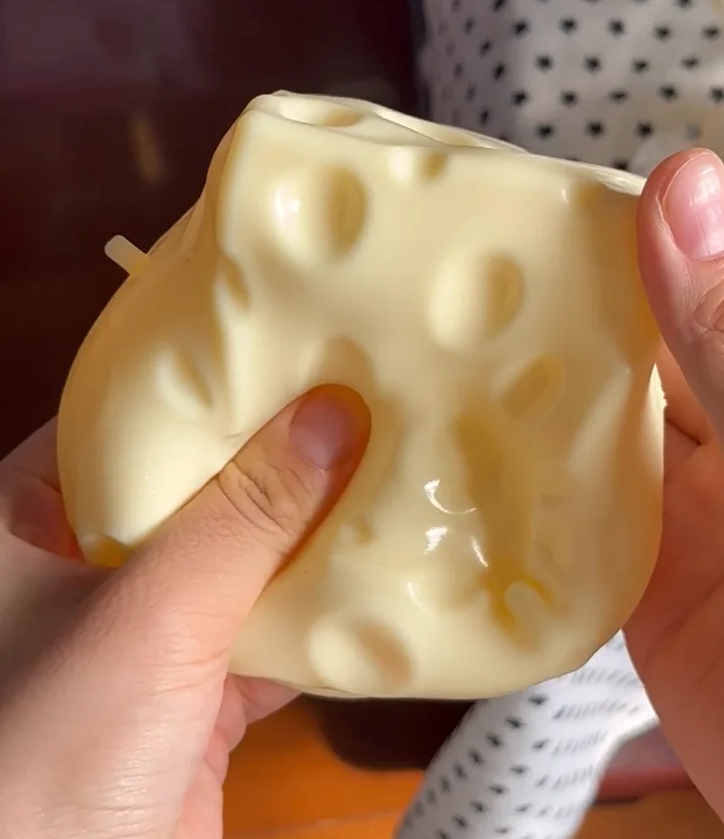 ลูกบอลบีบสควิชชี่รูปชีสขนาดใหญ - Food Or Snacks บทวิจารณ์และราคา