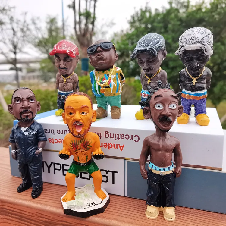 Keepsake Hip Hop East Coast Rap God Decoration, Quirky and Funny Rap Star Resin Sculpture Office Pack Home Decor Birthday Gift