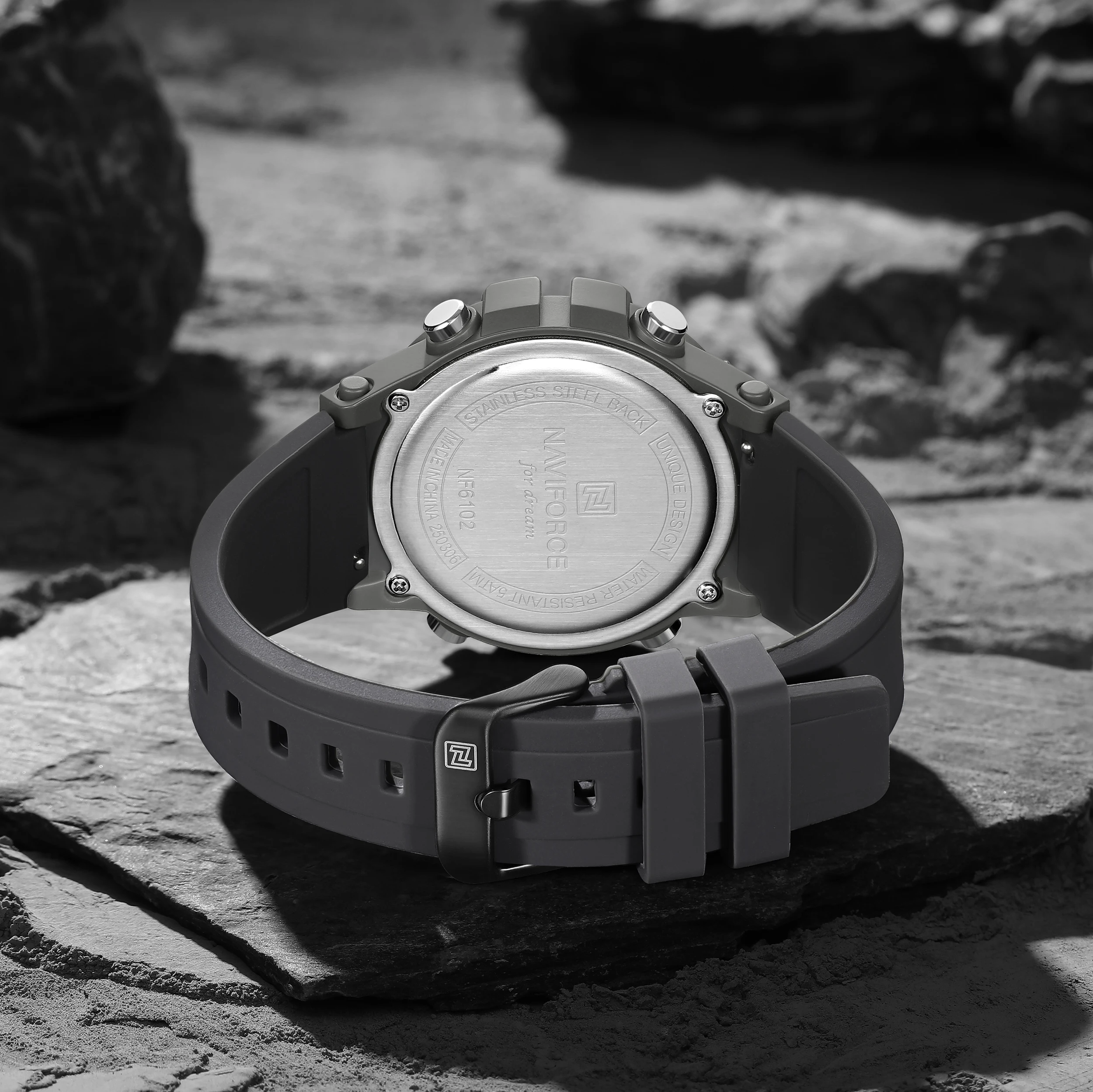 NAVIFORCE 6102 Sports Electronic Watch Men Calendar Waterproof Silicone Fashion Digital Watches for Man relojes para hombres