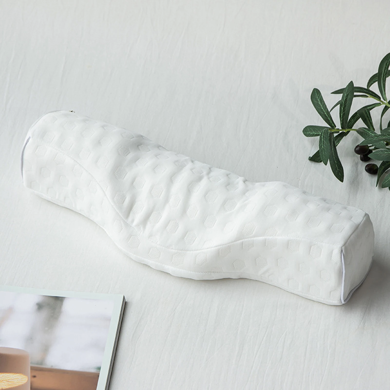 

Cervical Neck Pillow for Sleeping Comfortable Breathable Neck Roll Pillow Bed Pillow Gifts for Friends Families
