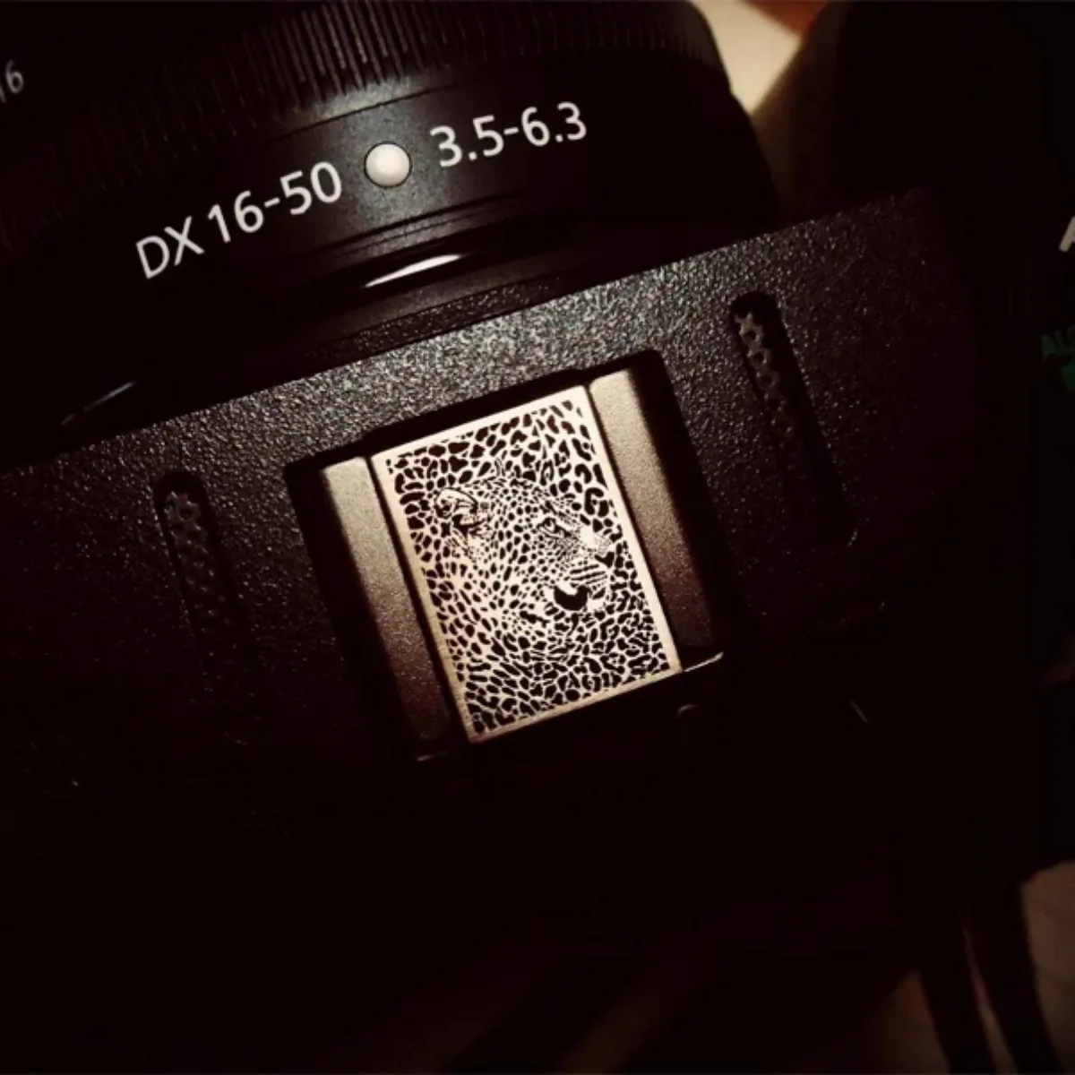 Metal de bronze padrão câmera quente e fria sapato capa protetora zebra tigre leopardo para sony canon fuji nikon leica